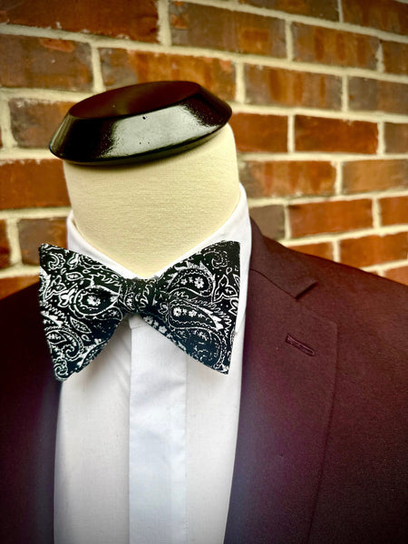 Black Paisley - Knotted Handcrafted Bowties