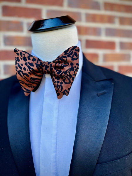 Oversized Leopard - Knotted Handcrafted Bowties
